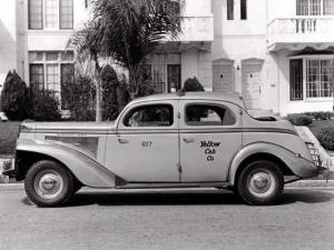 Checker Model A Landaulet '1939